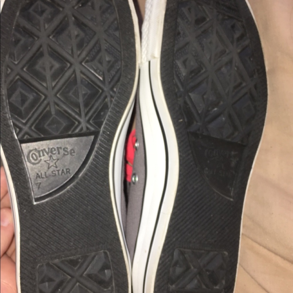 Converse - Picture 2 of 3